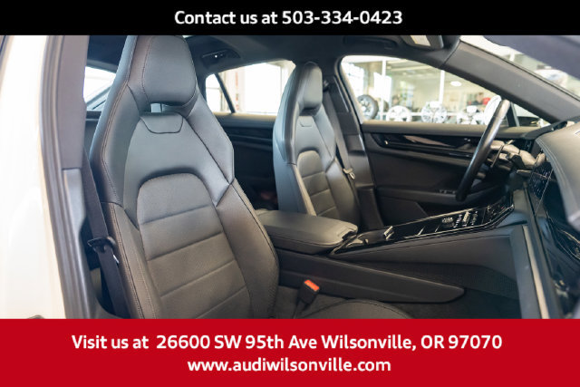 Used 2025 Porsche Panamera 4 w/ Premium Package AWD/4WD image 29