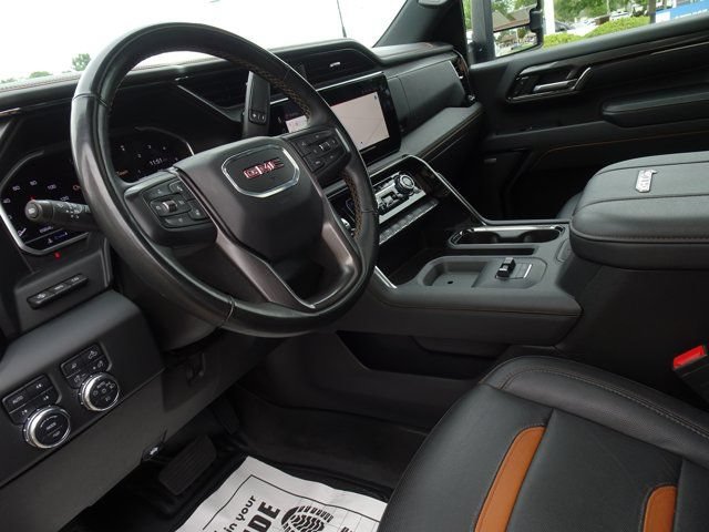 Used 2024 GMC Sierra 2500 AT4 w/ AT4 Premium Plus Package AWD/4WD image 13
