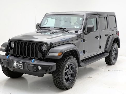 Used 2023 Jeep Wrangler Unlimited w/ Cold Weather Group image 2