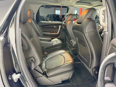 Used 2011 GMC Acadia SLT image 37