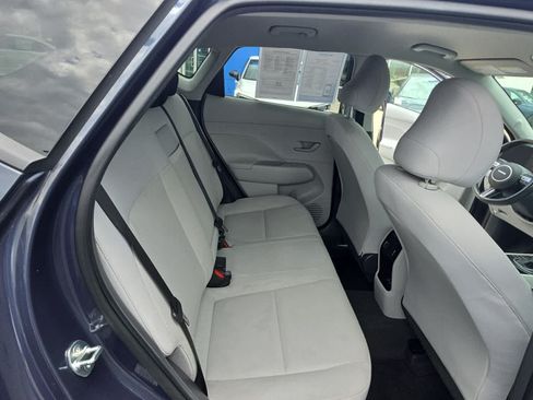 Used 2024 Hyundai Kona SEL AWD/4WD image 42