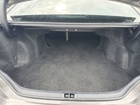 Used 2016 Toyota Camry XLE w/ Moonroof Package FWD image 18