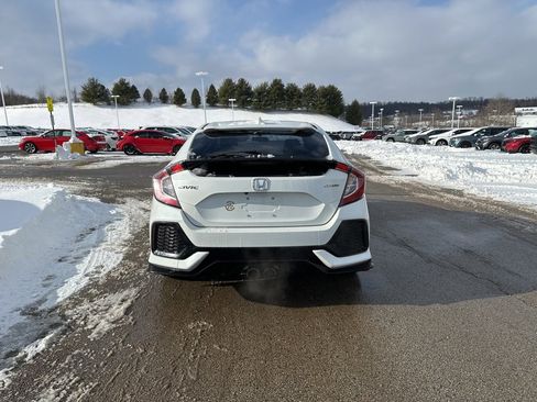 Used 2017 Honda Civic Sport image 4