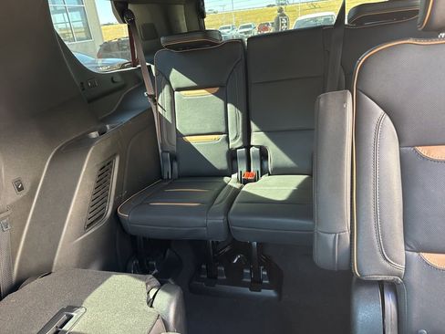 Used 2023 GMC Yukon AT4 w/ AT4 Premium Plus Package image 12