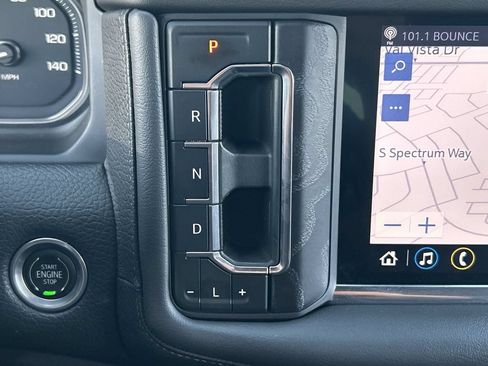 Used 2021 GMC Yukon Denali AWD/4WD image 16