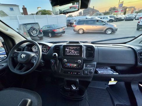 Used 2025 RAM ProMaster 3500 w/ Safety Group image 15