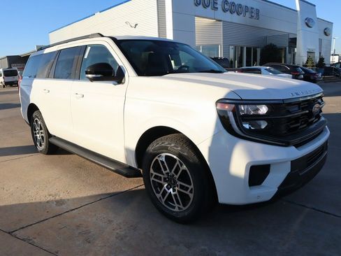 New 2026 Ford Expedition Max Active image 1