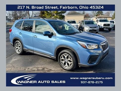 Used 2019 Subaru Forester Premium image 1