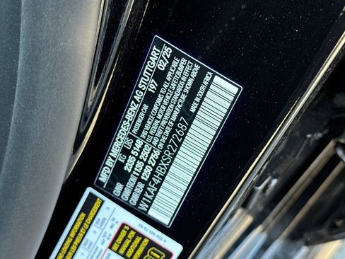 New 2025 Mercedes-Benz C 300 4MATIC Sedan image 36