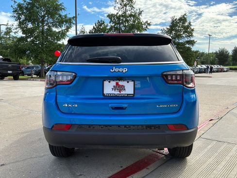 Used 2025 Jeep Compass Limited AWD/4WD image 7