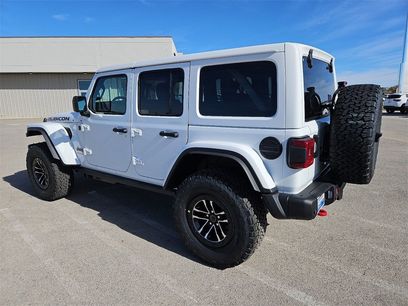 New 2026 Jeep Wrangler Unlimited Rubicon