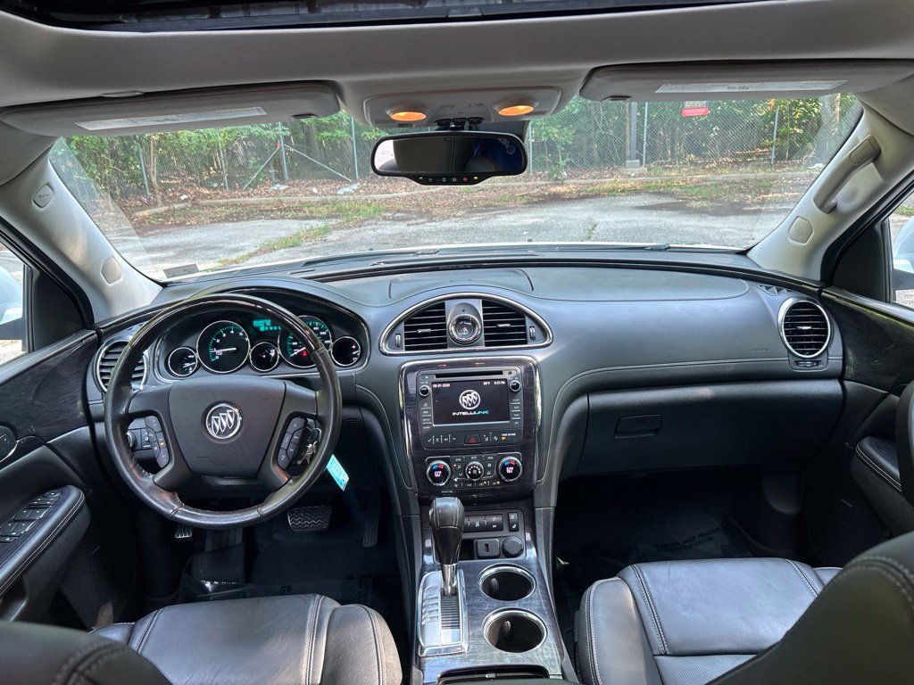 Used 2017 Buick Enclave Premium AWD/4WD image 29