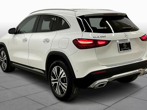New 2026 Mercedes-Benz GLA 250 image 12