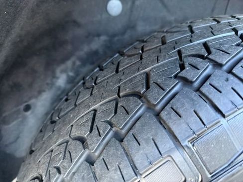 Certified 2025 Ford Expedition Active AWD/4WD image 28