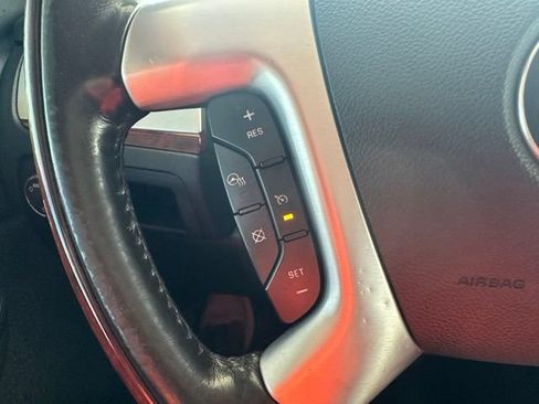Used 2007 Cadillac Escalade EXT w/ Information Package AWD/4WD image 39