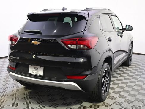 Used 2025 Chevrolet TrailBlazer LT w/ Convenience Package image 6