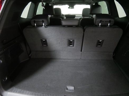 Used 2025 Buick Enclave Avenir image 5