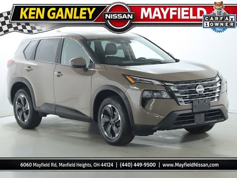 Used 2025 Nissan Rogue SV AWD/4WD image 1