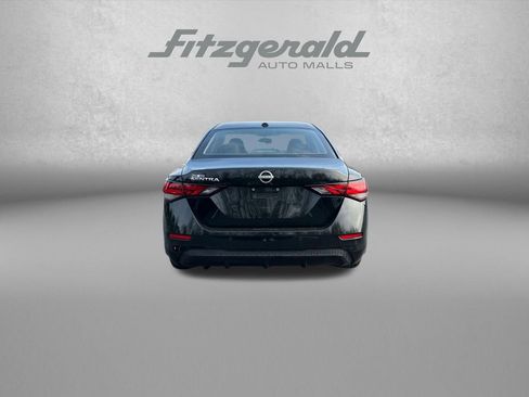 Used 2025 Nissan Sentra SV w/ Trunk Package image 6