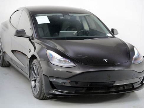 Used 2022 Tesla Model 3 image 54