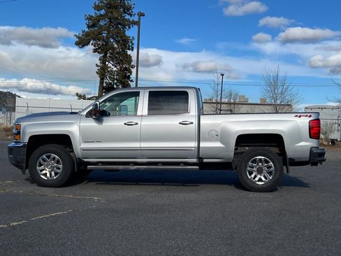 Used 2018 Chevrolet Silverado 2500 LTZ w/ Duramax Plus Package image 5
