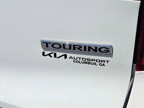 Used 2017 Honda Pilot Touring image 10