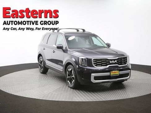Used 2025 Kia Telluride S AWD/4WD image 51