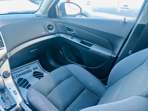 Used 2012 Chevrolet Cruze LT image 13