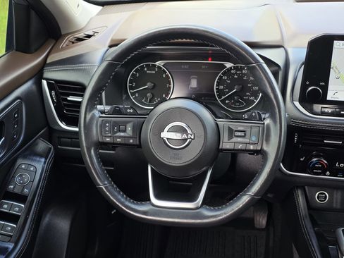 Used 2023 Nissan Rogue SL w/ SL Premium Package FWD image 28