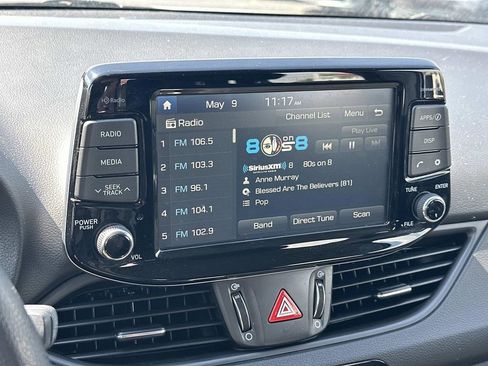 Used 2019 Hyundai Elantra GT FWD image 28