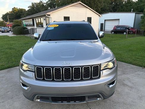 Used 2017 Jeep Grand Cherokee Limited w/ Luxury Group II AWD/4WD image 6