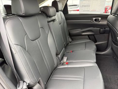 New 2026 Kia Sorento EX FWD image 21