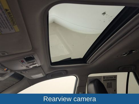 Used 2016 Subaru Outback 2.5i Limited image 9