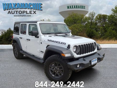 Used 2025 Jeep Wrangler Unlimited Sport AWD/4WD image 1