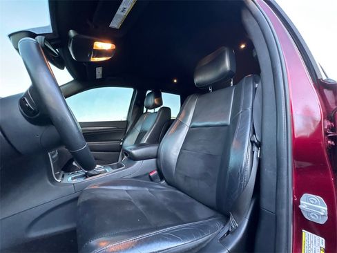 Used 2018 Jeep Grand Cherokee Altitude image 18