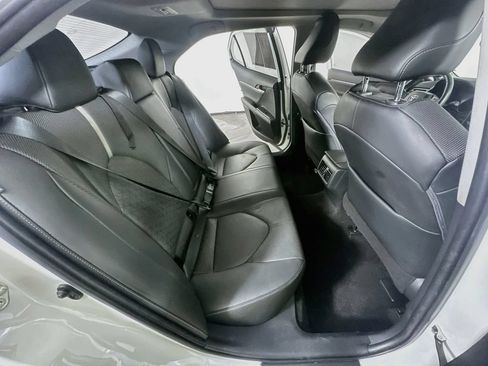 Used 2021 Toyota Camry XSE w/ Navigation Package FWD image 11