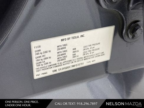 Used 2021 Tesla Model Y Long Range AWD/4WD image 45