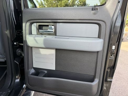 Used 2014 Ford F150 XLT w/ Equipment Group 302A Luxury image 19