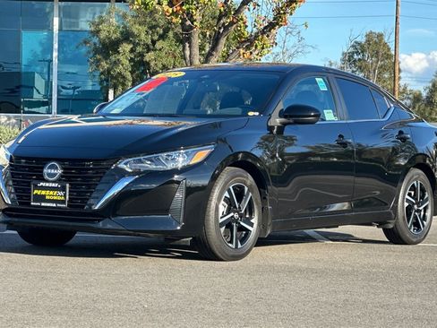 Used 2025 Nissan Sentra SV w/ All-Weather Package image 8