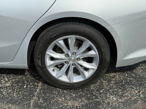 Used 2022 Chevrolet Malibu LT FWD image 34