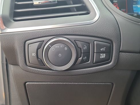 Used 2024 Ford Edge Titanium AWD/4WD image 15