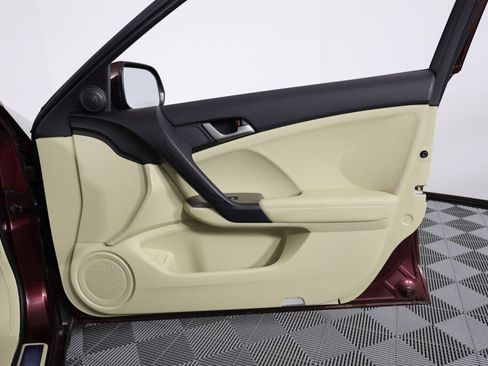 Used 2010 Acura TSX Sedan image 25