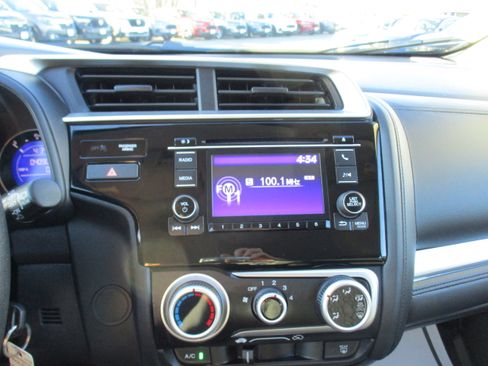 Certified 2019 Honda Fit LX image 15