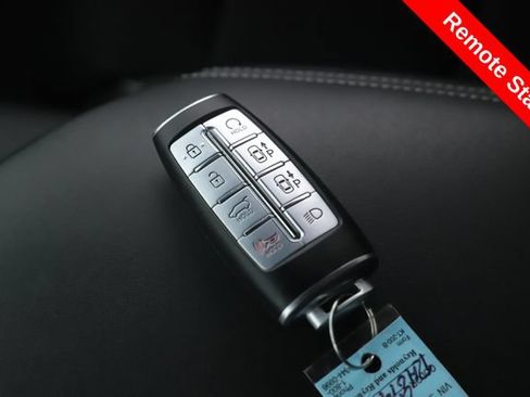 Used 2024 Genesis GV70 2.5T w/ Sport Prestige Package AWD/4WD image 3