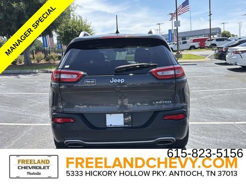 Used 2016 Jeep Cherokee Limited w/ Luxury Group FWD image 4