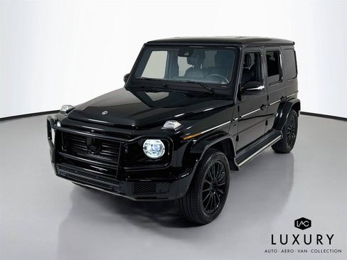 Used 2022 Mercedes-Benz G 550 w/ Exclusive Interior Package image 4