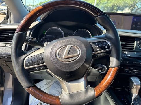 Used 2018 Lexus RX 350 FWD w/ Premium Package image 14