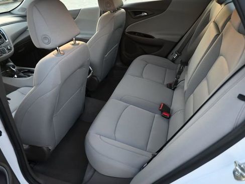 Used 2023 Chevrolet Malibu LT image 24