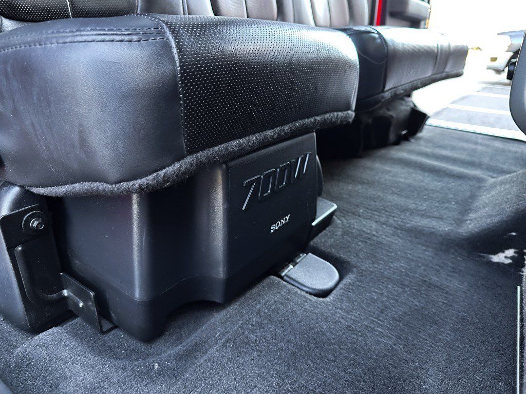 Used 2010 Ford F150 Raptor AWD/4WD image 28