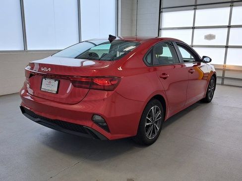 Used 2024 Kia Forte LXS FWD image 5